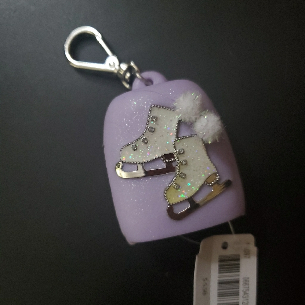 Bath and bodyworks pocketbac holder ice skate